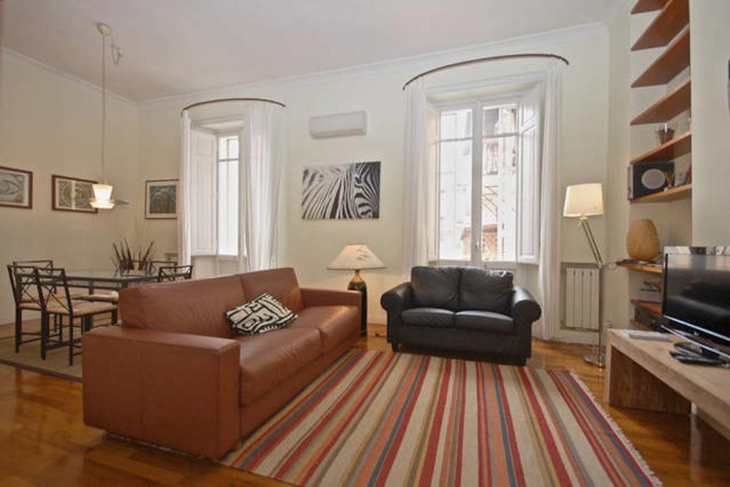 House And The City - Colosseum Apartments Roma Habitación foto